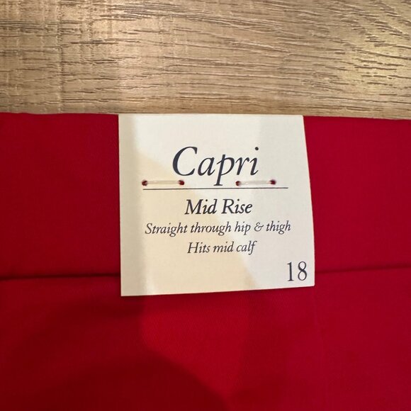 CROFT & BARROW EFFORTLESS RED CROPPED WOMENS PANTS NEW SIZE 18 MID RISE - Picture 9 of 9